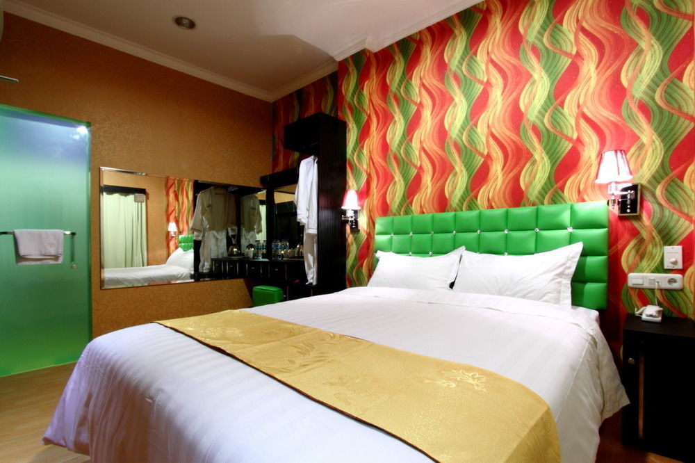 Hotel Rovi Boutique Jakarta Extérieur photo